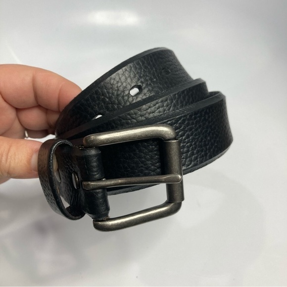 Wrangler black leather belt size 44 - Picture 2 of 4